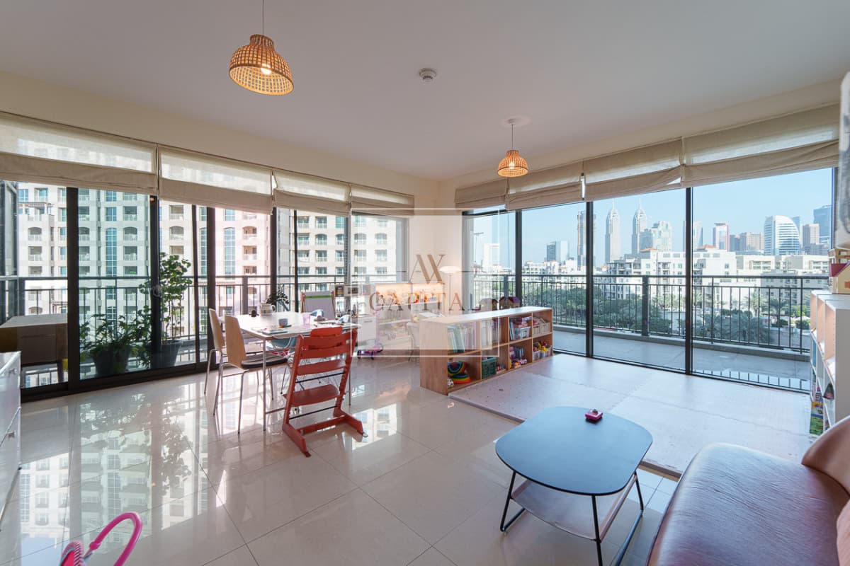 Canal And Golf View| Maid Room| 2 Covered Parking