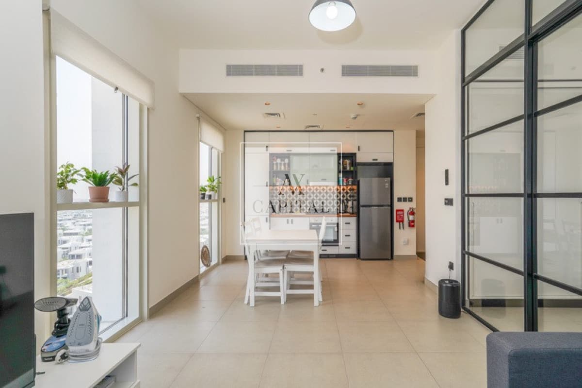 Mall Facing | Fully Furnished | Vacant - 3