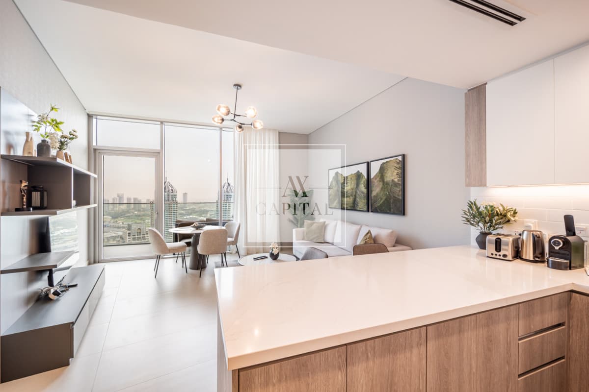 High Floor | Canal View| Spacious | Cozy Furniture - 2