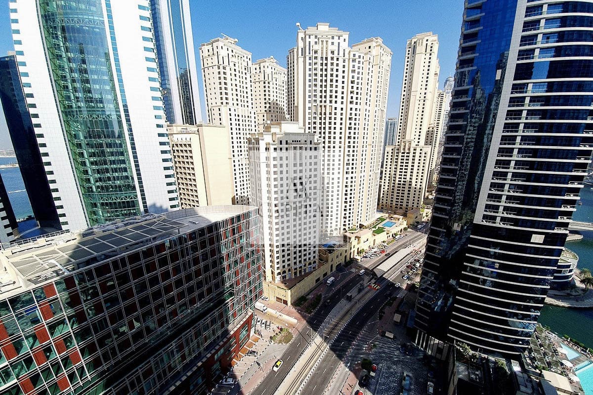Fully Furnished Studio for Rent in Bay Central - 2