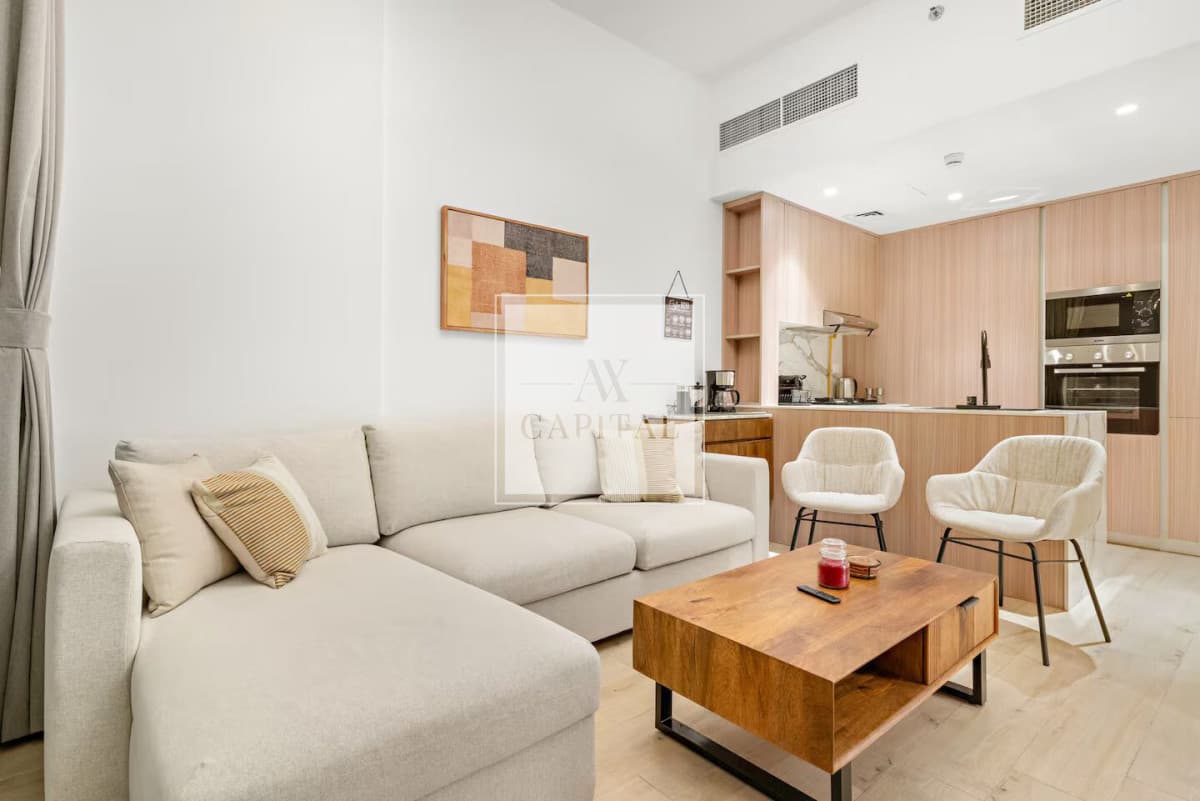 Fully Furnished 2BHK | Upgraded | Stunning View - 2