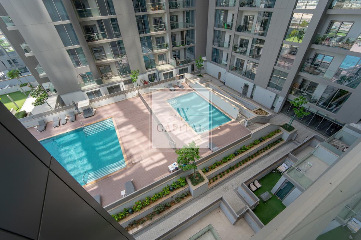 Bright Unit | Pool View | Mid Floor - 2