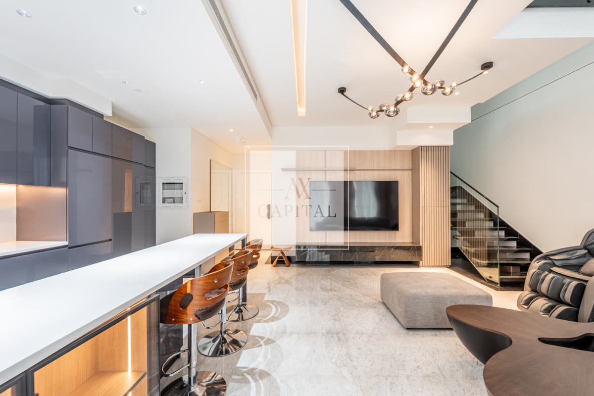 Spacious Layout | 1BR Duplex | Luxury Amenities - 3