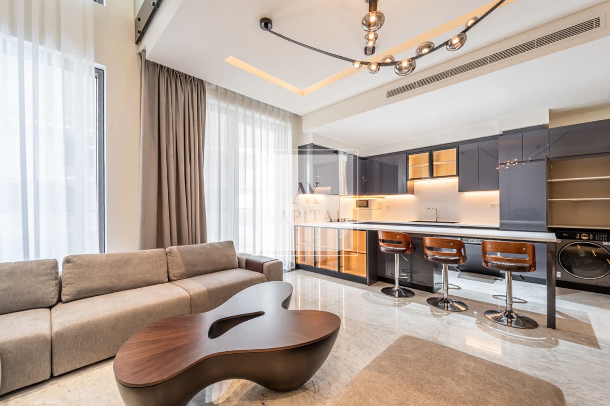 Spacious Layout | 1BR Duplex | Luxury Amenities