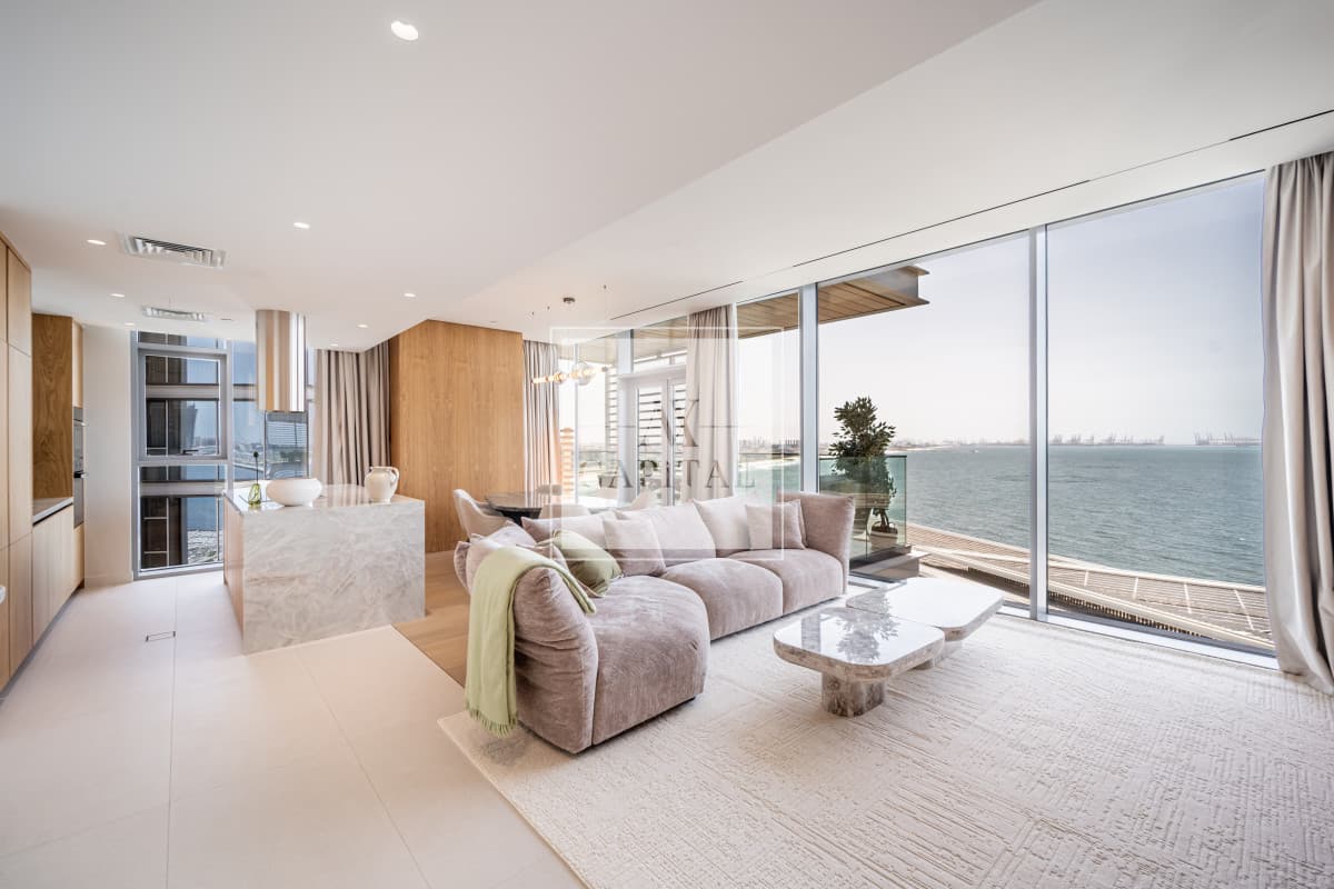 Fully Upgraded | Great Layout | Sea View