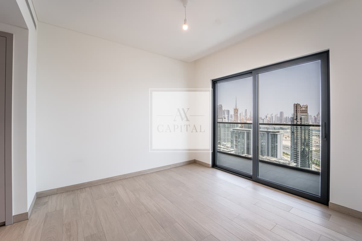 Bright open living | spacious 1-bedroom |Vacant - 3