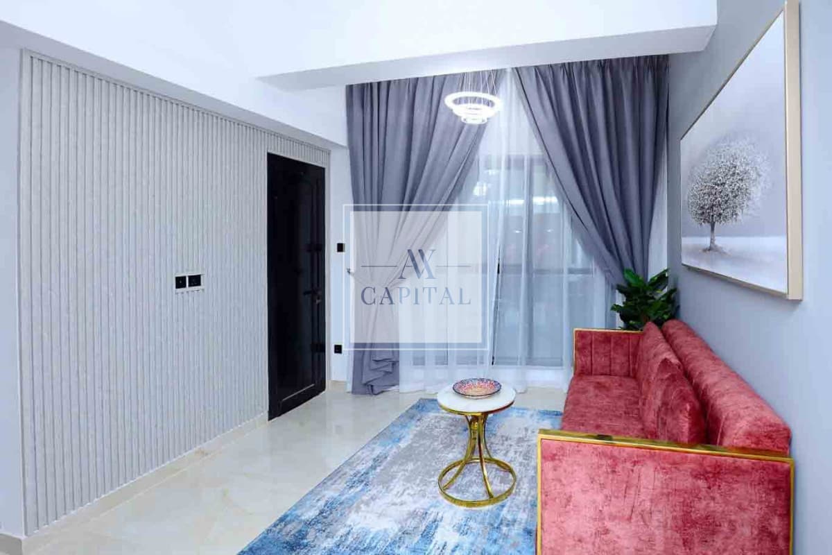 Fully Furnished | Upgraded | Balcony | High Floor - 3