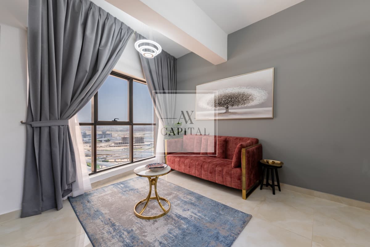 Fully Furnished | Upgraded | Balcony | High Floor
