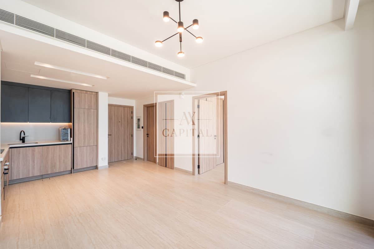 Unfurnished | Modern building | Prime location