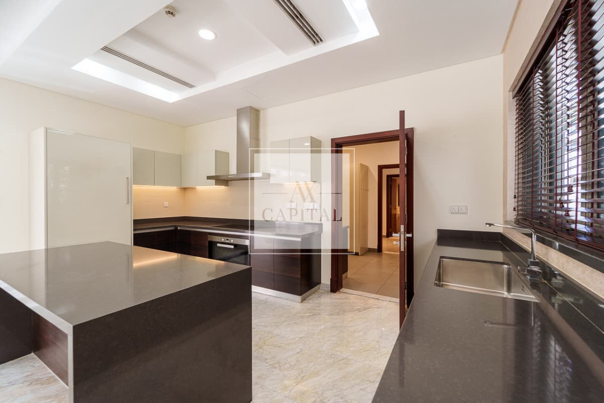 Brand New | Contemporary | Corner Unit - 3