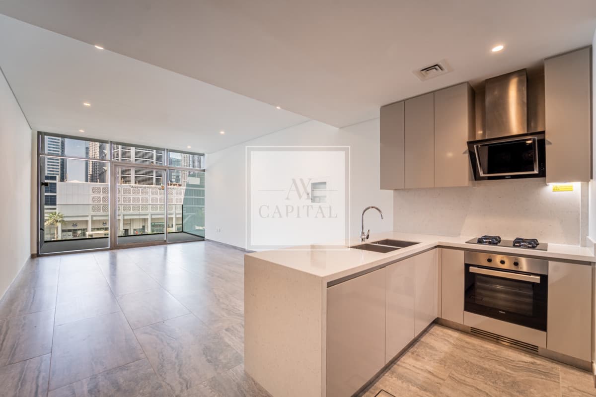 Private Waterfront  | Canal View |  2 Bed + Maid - 2