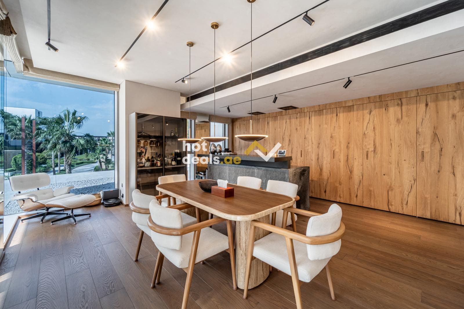 Spacious Layout | Fully Upgraded | Vacant