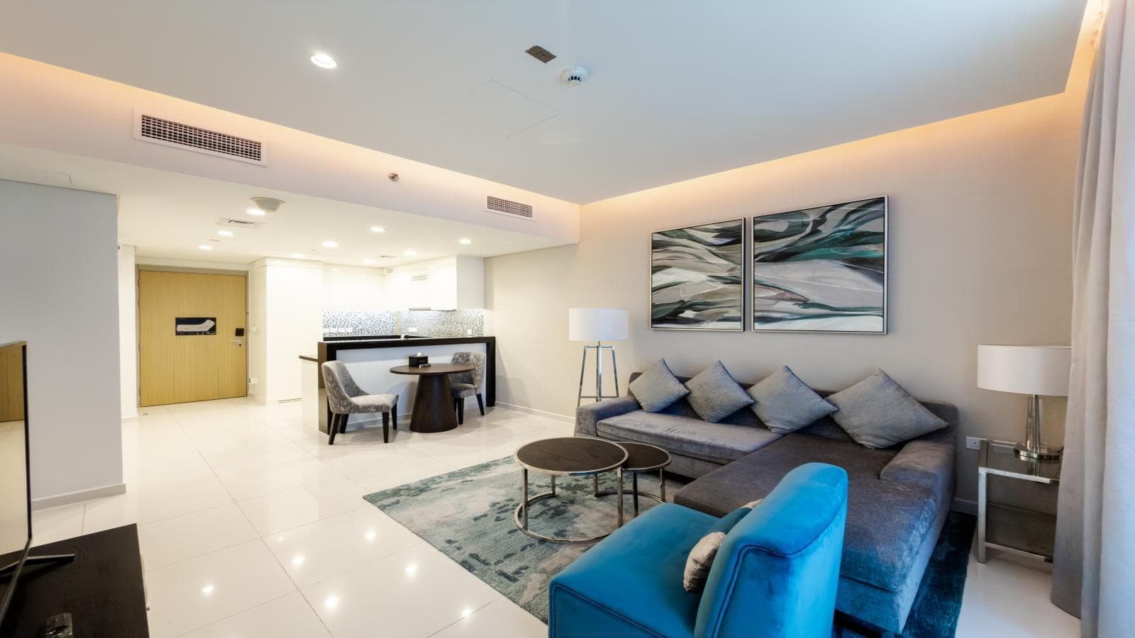 Below OP | High Floor | Furnished | Prime Location