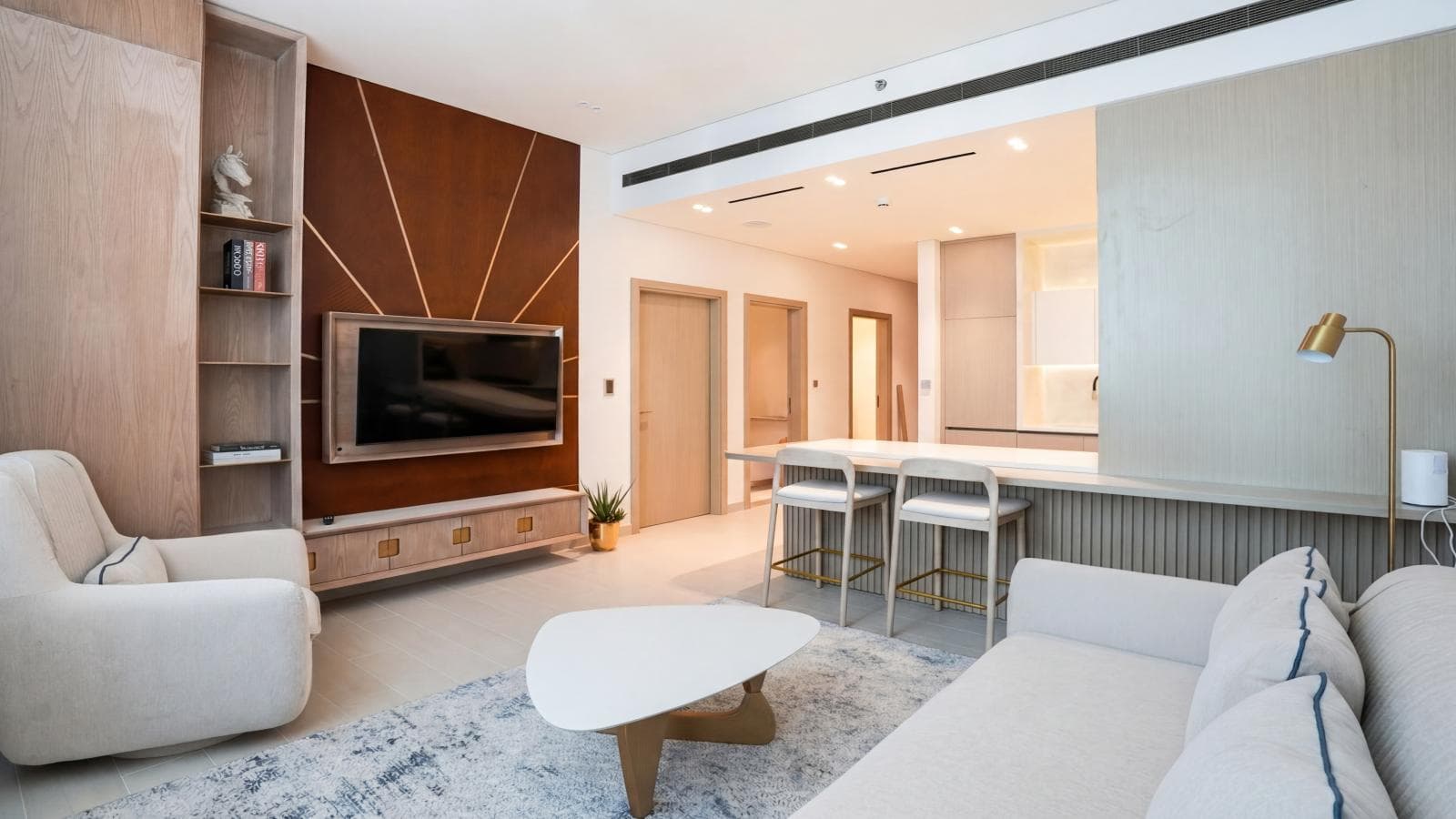 Furnished | 1BR + Study | High Floor | Jacuzzi